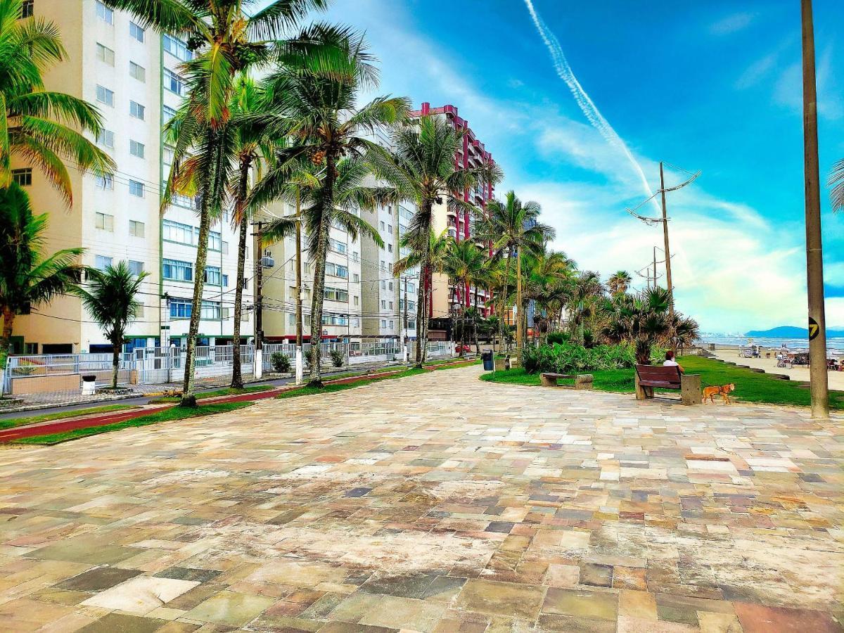 Apartamento Na Vila Caicara Em Predio Frente Mar Com Excelente Localizacao Por Reserva Praia Praia Grande  Luaran gambar